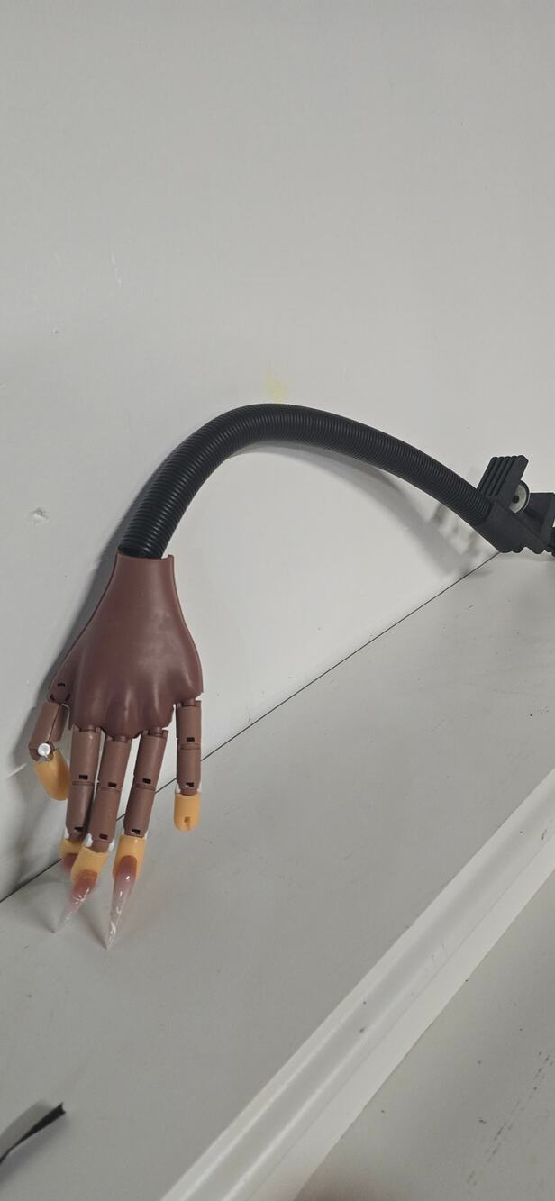 Adjustable Practice Mannequin Hand with Flexible Articulated Fingers & Table